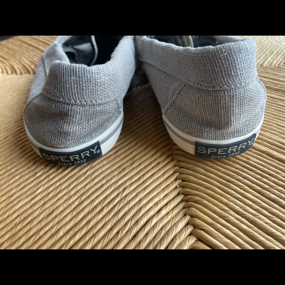 Shoes - Picture 2 of 4